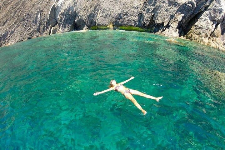 REANT A SCOOTER and TOUR the EAST COAST from GENOVA to PORTOFINO. — photo 1 of 9
