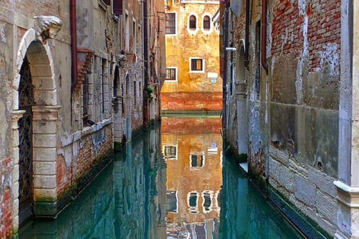 Private Cruise: Venice Viewed by the water — photo 1 of 7