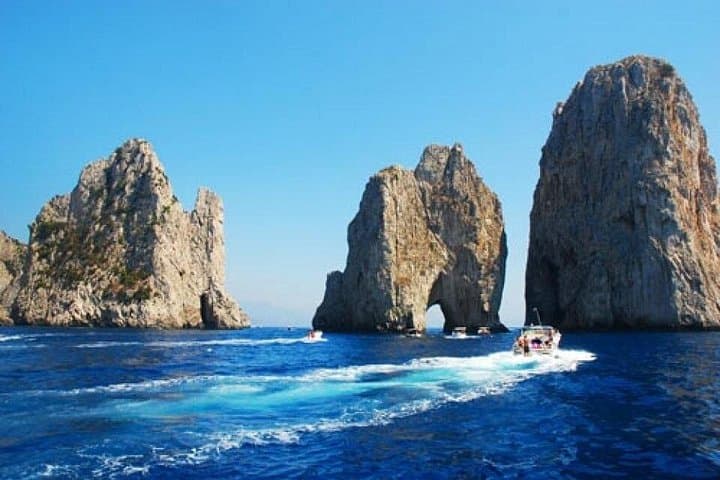 Private Full-Day Capri and Blue Grotto Stress Free Tour from Rome — photo 1 of 7