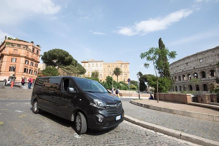 Rome Private Arrival Transfer: Fiumicino Airport to Hotel in Rome — photo 1 of 9