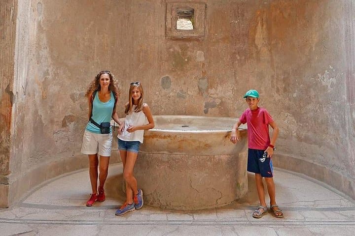 Private Herculaneum Tour for Kids and Families — photo 1 of 7