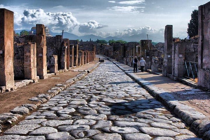 Private Tour to Pompei & Hercolaneum — photo 1 of 2