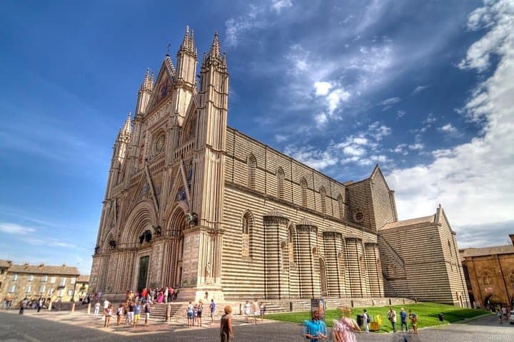 Orvieto and Civita di Bagnoregio Skip-The-Line Lunch Included from Rome — photo 1 of 14