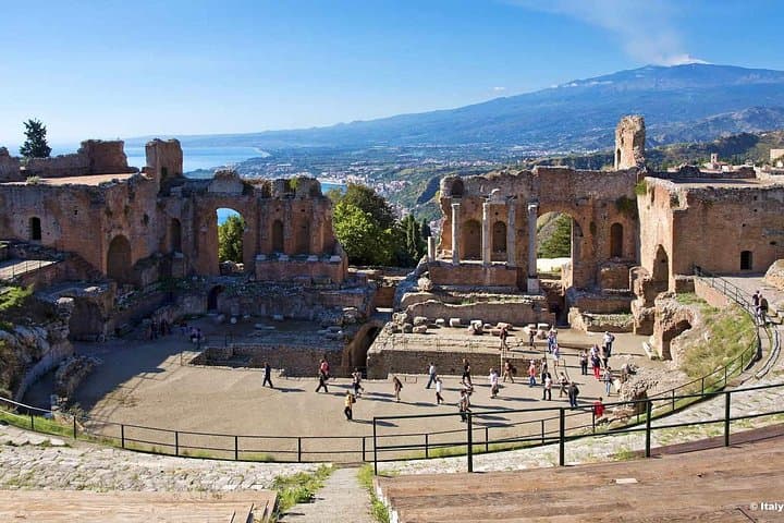 Private Taormina & Mount Etna Tour from Taormina — photo 1 of 6