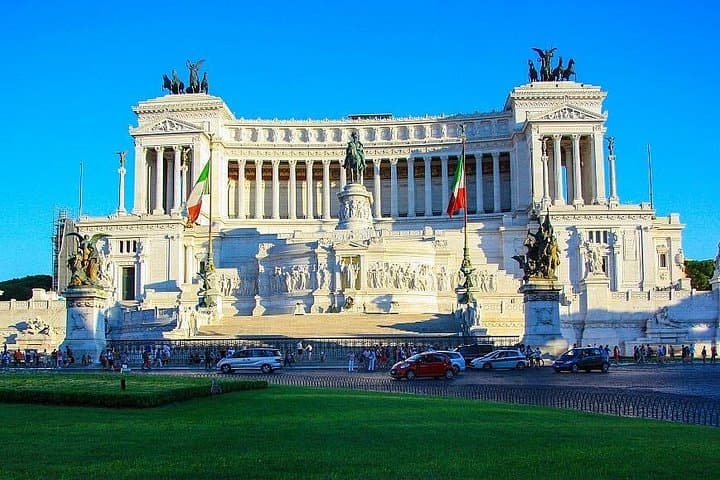 Private Shore Excursion from Civitavecchia Dock to Rome, Mercedes Vehicle — photo 1 of 4