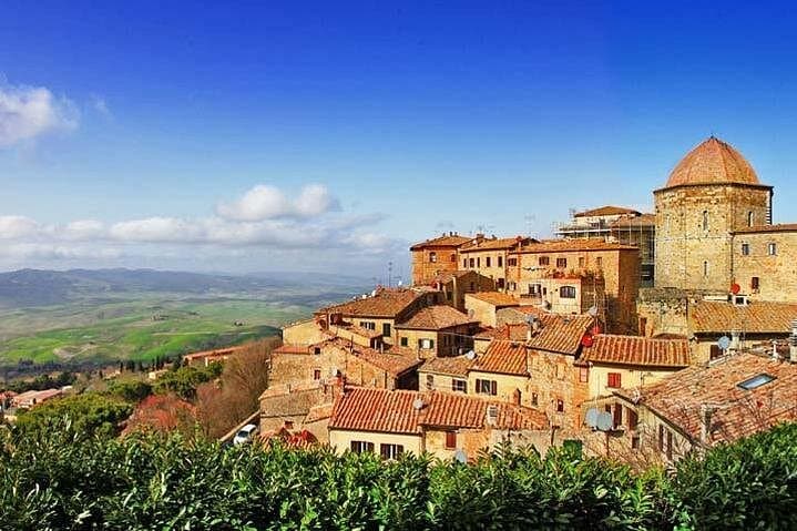 Volterra and San Gimignano with Bocelli's Theatre from Viareggio Private Tour — photo 1 of 5
