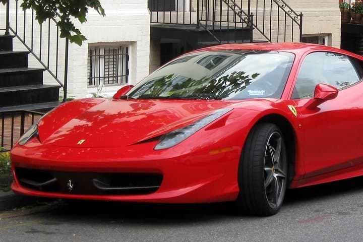 Ferrari Test Drive in Maranello | F488 GTB Coupé — photo 1 of 8