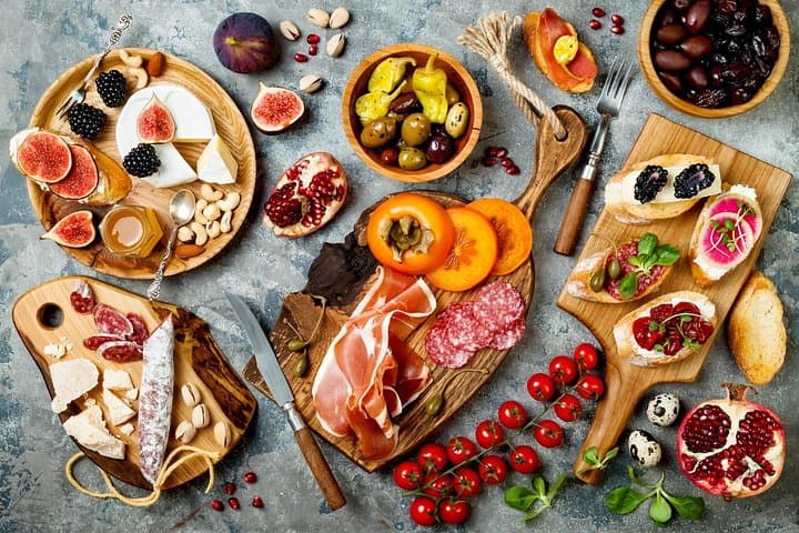 The art of the Italian Aperitivo with a local: Learn & Enjoy in Bologna — photo 1 of 6