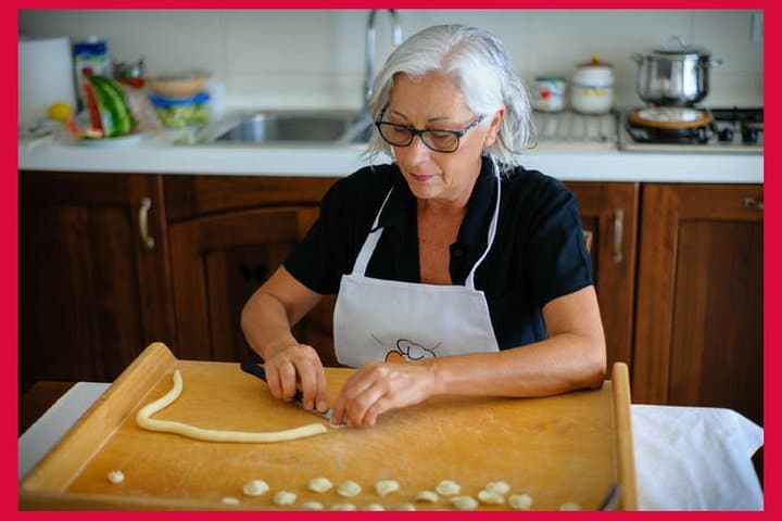Cesarine: Home Cooking Class & Meal with a Local in Bari — photo 1 of 9