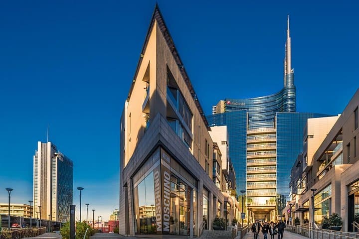 Private Porta Nuova Walking Tour and Food Tasting — photo 1 of 6
