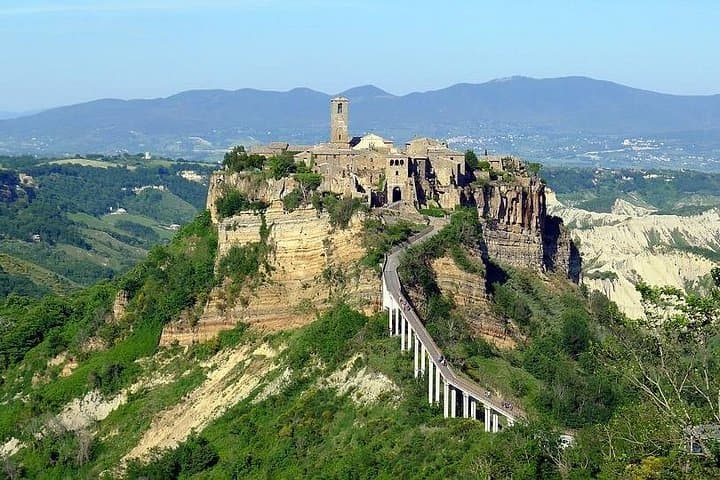 Orvieto and Civita di Bagnoregio including Underground Tour and Lunch — photo 1 of 6