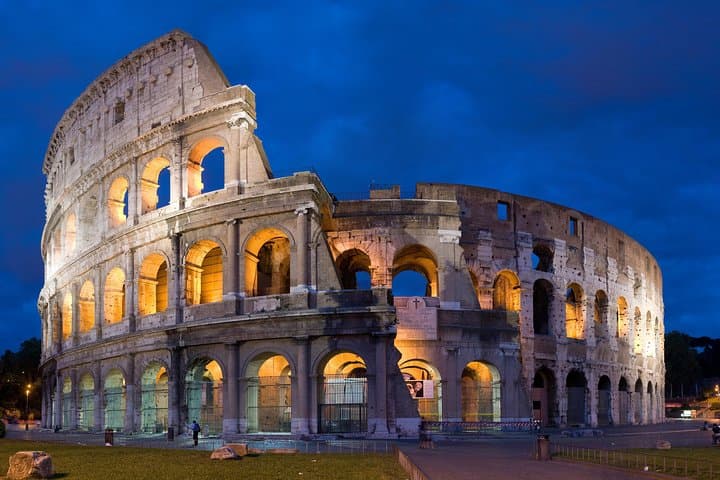 Ancient Rome and Colosseum Private Tour with Underground Chambers and Arena — photo 1 of 6