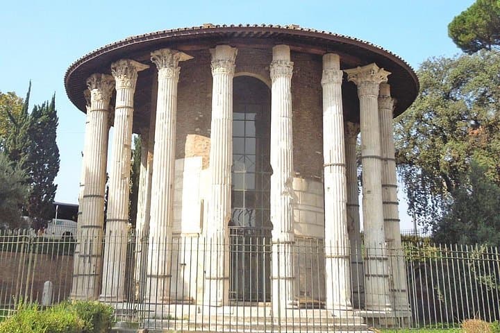 Origins of Rome Tour: Mouth of Truth Circus Maximus Forum Boarium & Local Guide — photo 1 of 6