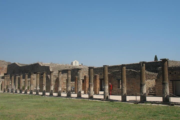 Tour of Herculaneum+Sorrento+Pompeii (Full Day) — photo 1 of 10