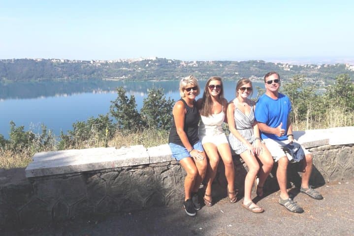 Roman Castles & Lakes Private Guided Tour with Wine Tasting Lunch & hotel pickup — photo 1 of 6