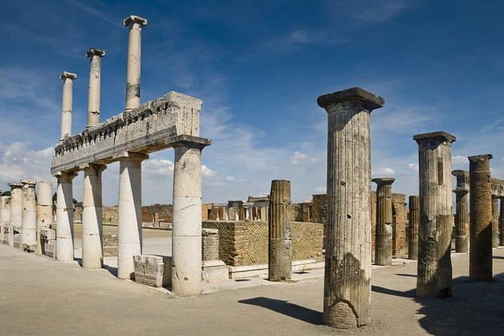 From Naples Explore Pompeii Freely with Your Personal Audioguide — photo 1 of 8