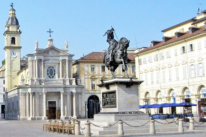 Turin Highlights Private Walking Tour with Piazza Castello and Piazza San Carlo — photo 1 of 8