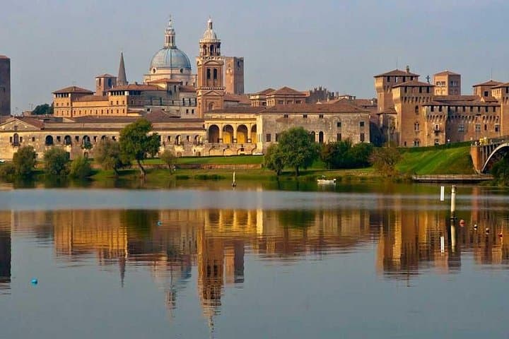 Mantua and Ferrari City Day Trip from Verona — photo 1 of 6