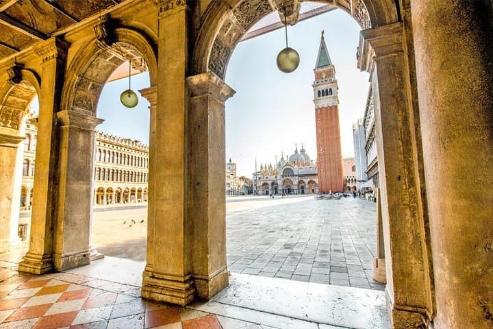 Guided tour of Venice wonders including Correr Museum & Empress Sisi Apartments — photo 1 of 7