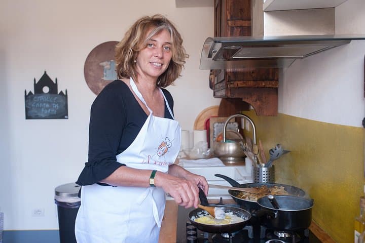 Private Cooking Class at a Cesarina's Home in Pisa — photo 1 of 8