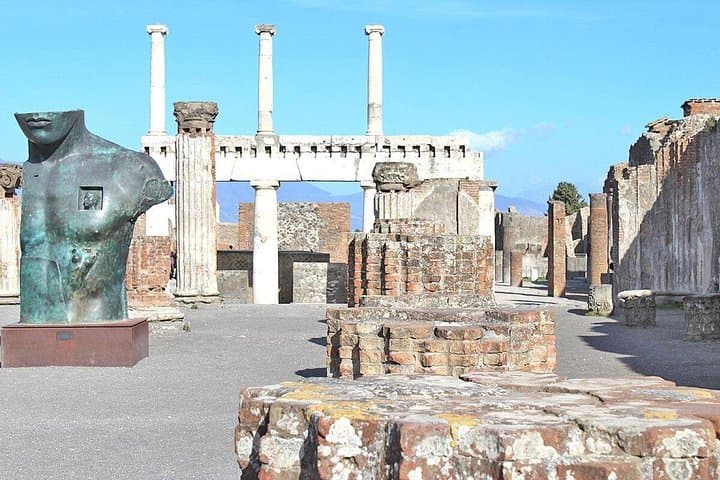 Small Group Guided Walking Tour of Ancient Pompeii Highlights — photo 1 of 7
