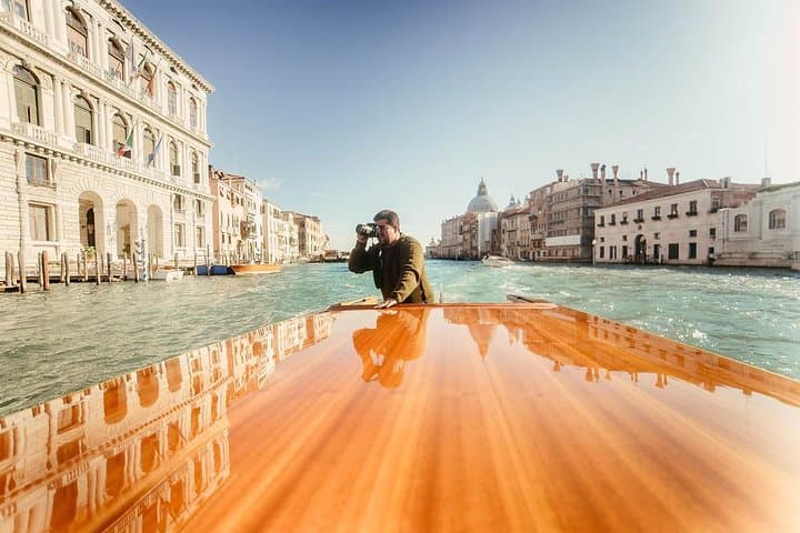 Private Grand Canal Boat Tour and Murano Glass Experience — photo 1 of 11