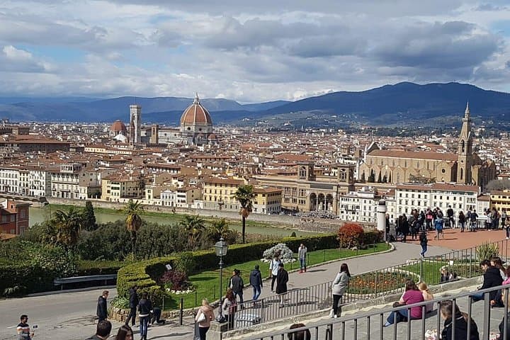 Private Florence Day Trip from Rome by Luxury Car — photo 1 of 10