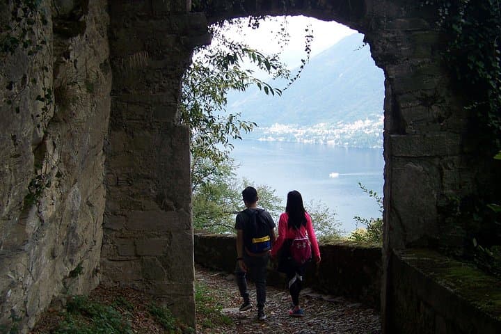 The Avelli's mystery, the Pendula Stone and the Boulders — photo 1 of 9