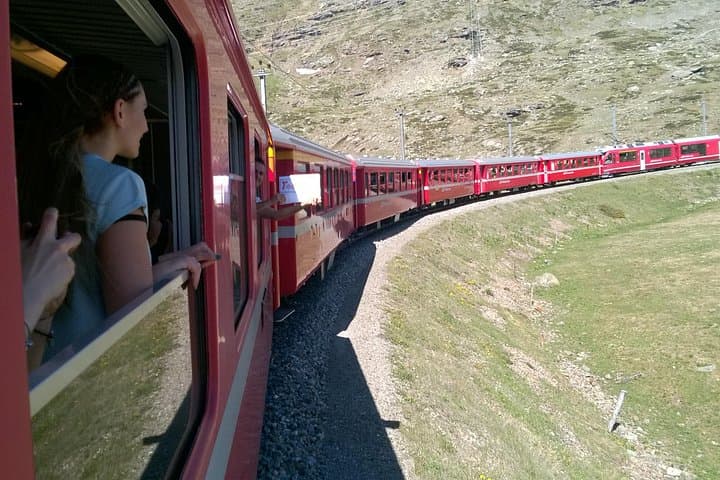Private tour to Bernina train & Lake Como. Hotel pick-up — photo 1 of 12