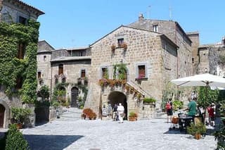 Orvieto and Civita di Bagnoregio Day Tour from Civitavecchia Port