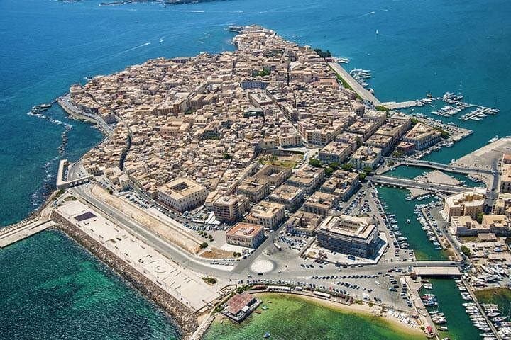 Syracuse Private Daytrip from Taormina — photo 1 of 10