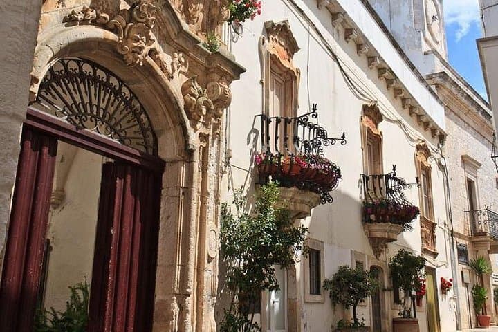 Locorotondo Private Tour: a place that captures your heart — photo 1 of 16