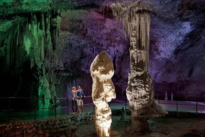 Postojna Cave and Predjama Castle - Private Tour from Trieste — photo 1 of 12