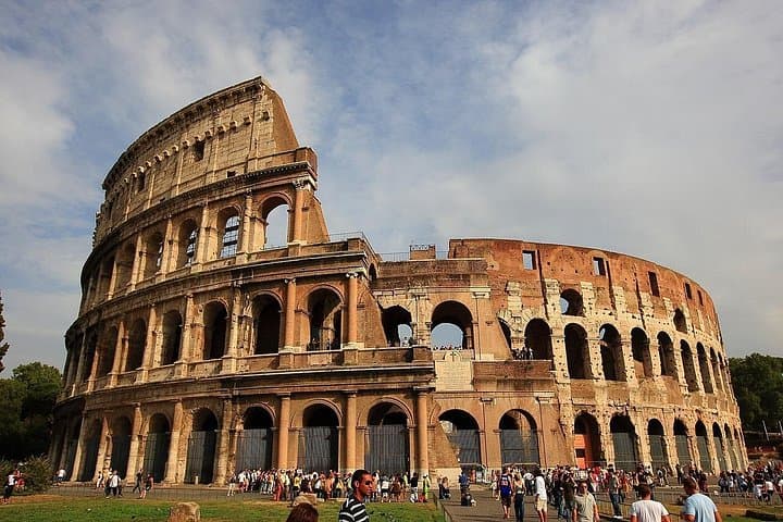 Colosseum: guided tour option with arena — photo 1 of 15