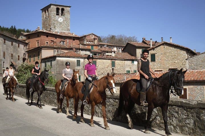 Half-Day Horseback Ride in Tuscany — photo 1 of 10