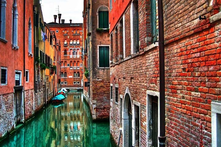 Hidden Venice: Private Tour of Jewish Ghetto & Cannaregio — photo 1 of 5