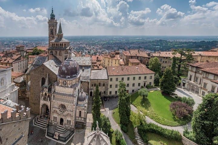 Bergamo private walking guided tour — photo 1 of 45