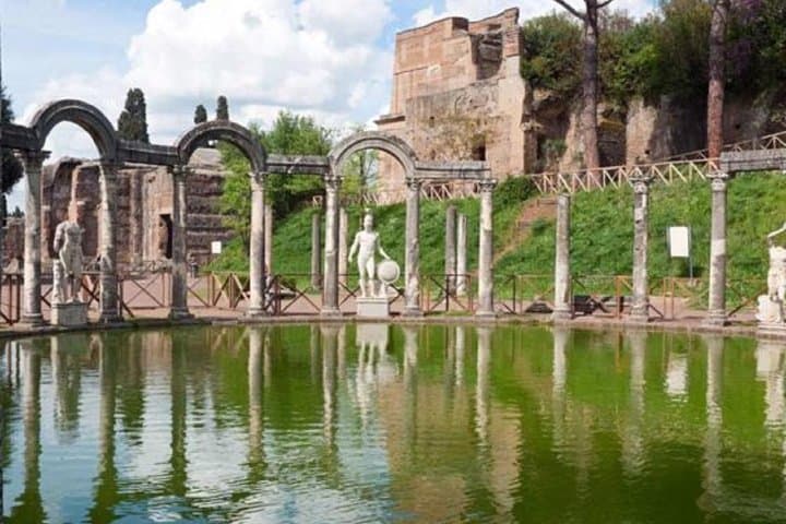 Tivoli from Rome: Hadrian's Villa and Villa d'Este, Half Day Tour — photo 1 of 10