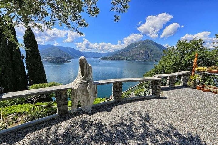 Lake Como cruise & Castle hike from Bellagio — photo 1 of 5