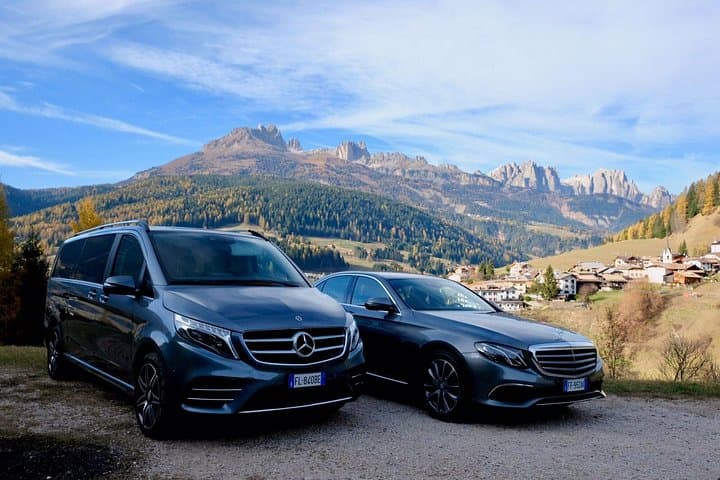 Private transfer from Venice Airport to Cortina by Class E — photo 1 of 3