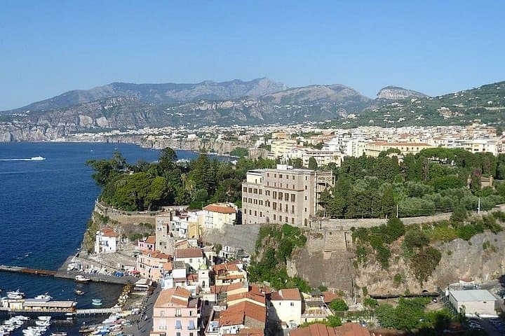 Transfer From Rome To Sorrento (1-8pax) — photo 1 of 2