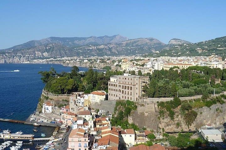 Transfer From Sorrento To Rome (1-8pax) — photo 1 of 2
