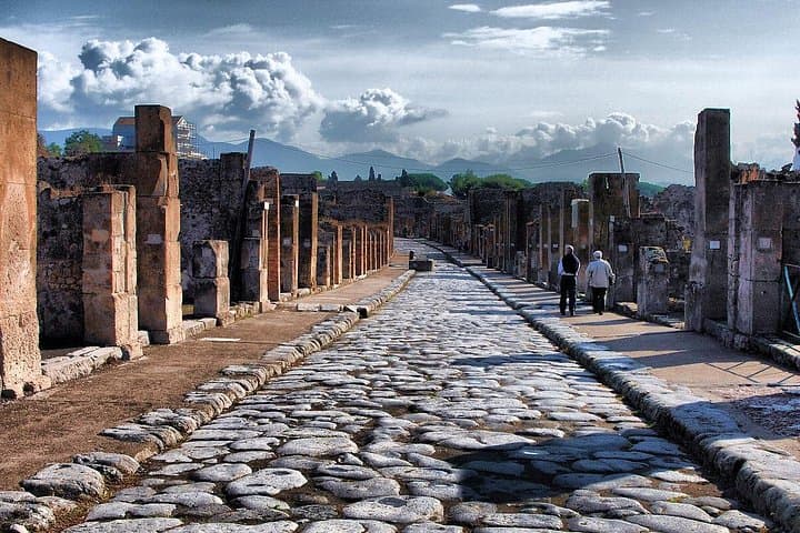 4-Hour Excursion to Pompeii from Sorrento — photo 1 of 12
