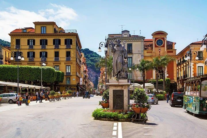 Transfer from Sorrento to Naples or Naples to Sorrento — photo 1 of 2