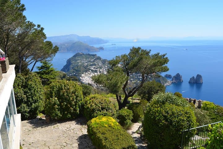 Capri Boat Tour, Blue Grotto and Anacapri from Rome — photo 1 of 5