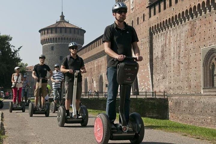 Milan: Segway Tour with Local Tourist Guide Live - 3 hours & half — photo 1 of 6
