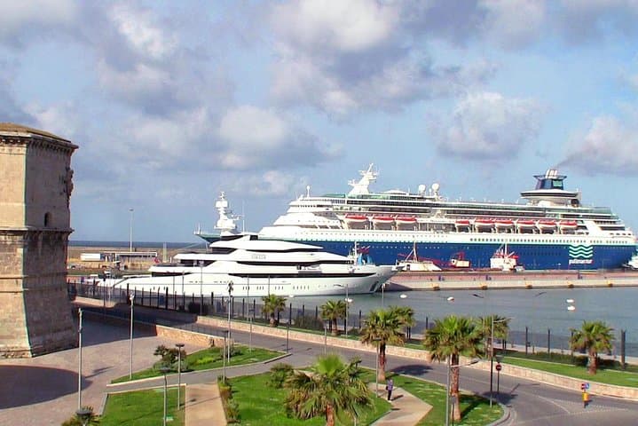 Fiumicino FCO Airport to Civitavecchia Port of Rome Private Transfer — photo 1 of 2