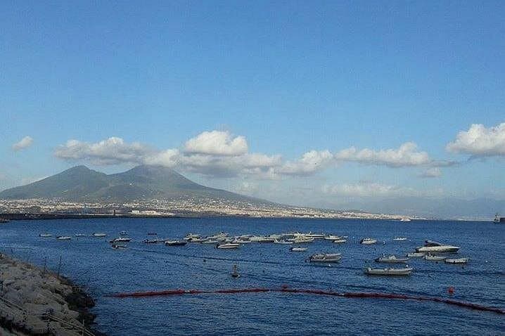 Transfer from Salerno Area to Naples with a 2hr stop at Pompeii (1-8 PAX) — photo 1 of 7
