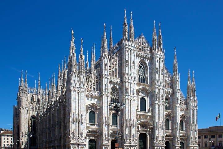 Milan Private Tour with Duomo Entry and Hotel Pick up — photo 1 of 8
