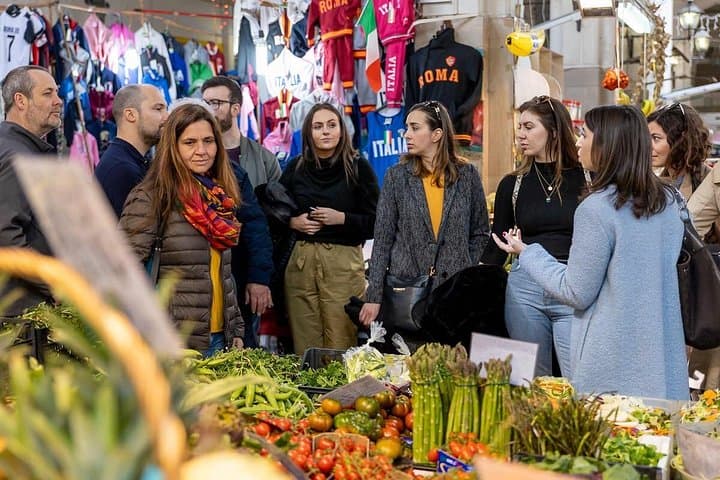 Private market tour and cooking class with lunch or dinner in Foligno — photo 1 of 2